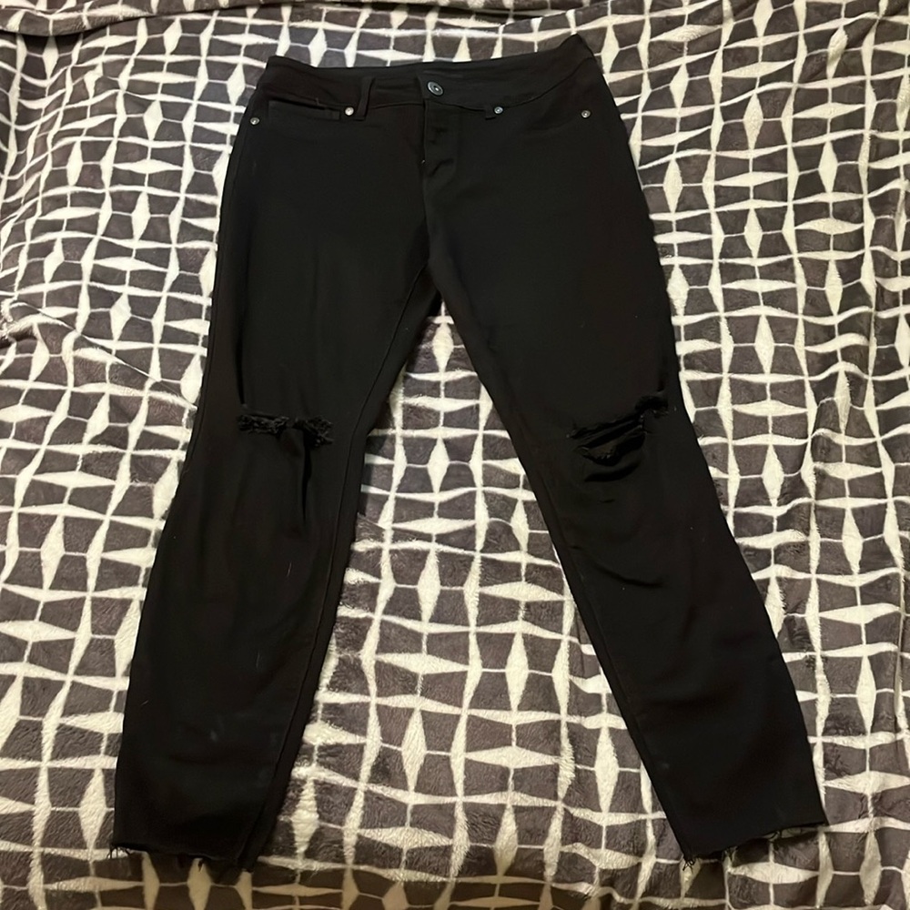 Maurice’s High Rise Ripped Skinny Jeans